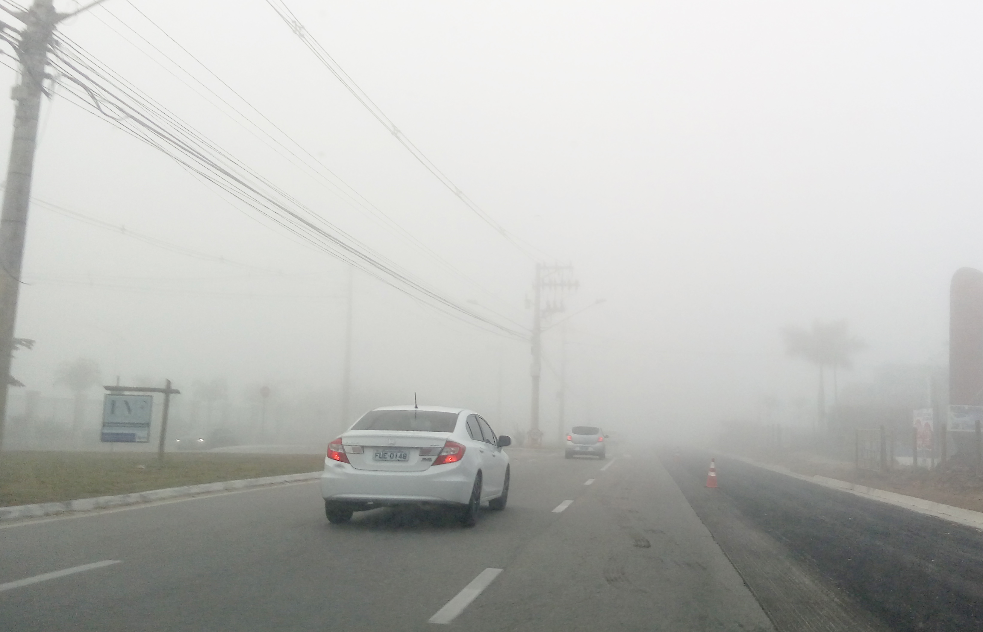 Nevoeiro de inverno no Vale do Paraíba voltou após anos de ausência